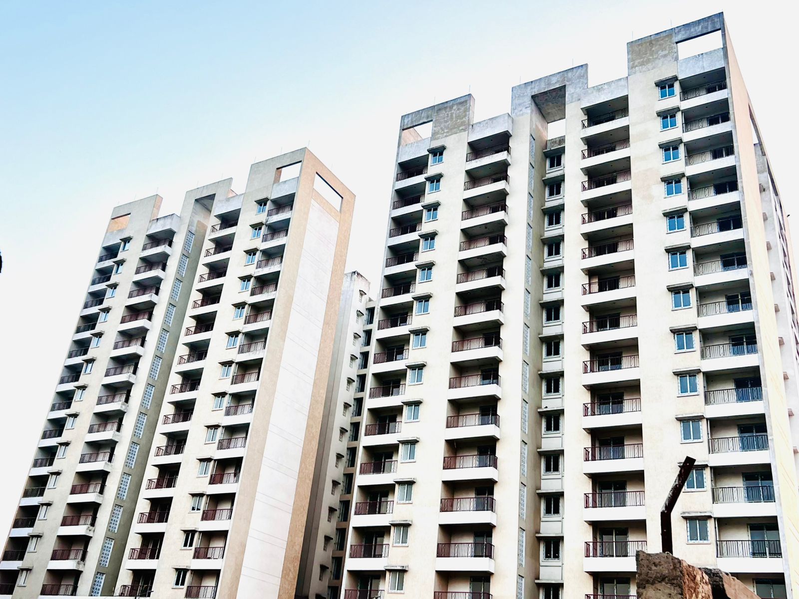 Twin Tower - 15-12-2025